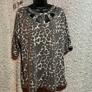 Lovely J brand size XXL leopard print top